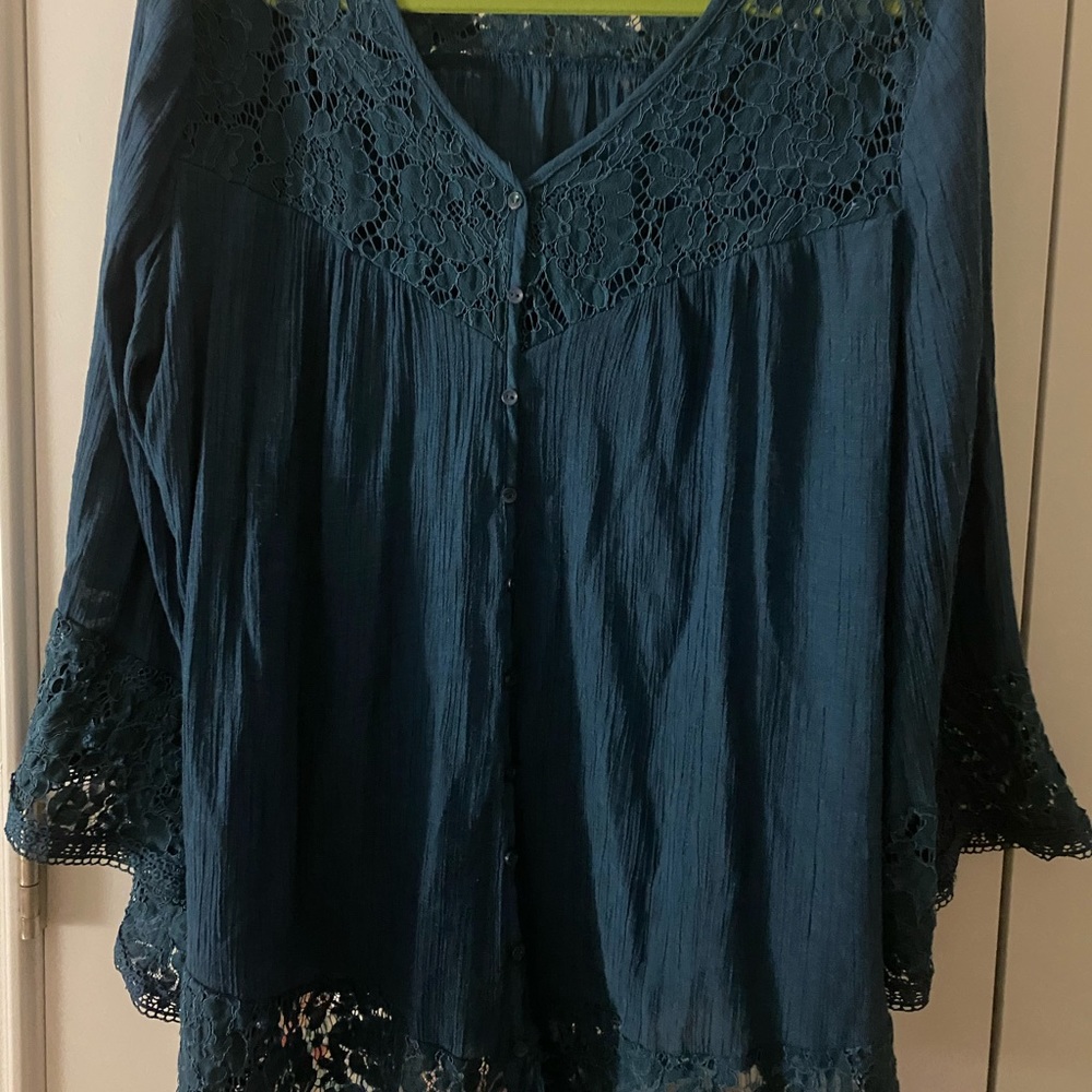 Teal gauze-y lace blouse